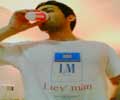 Ingrandisci Una T-shirt un consiglio..